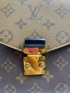 Louis Vuitton Messenger Bag