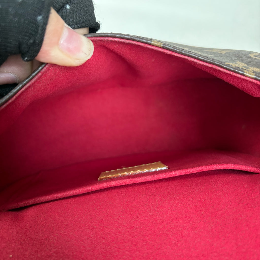 Louis Vuitton Saddle Bag