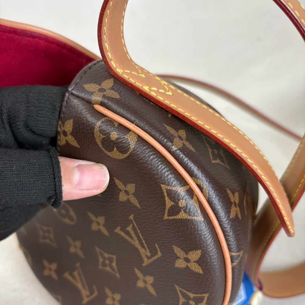 Louis Vuitton Saddle Bag