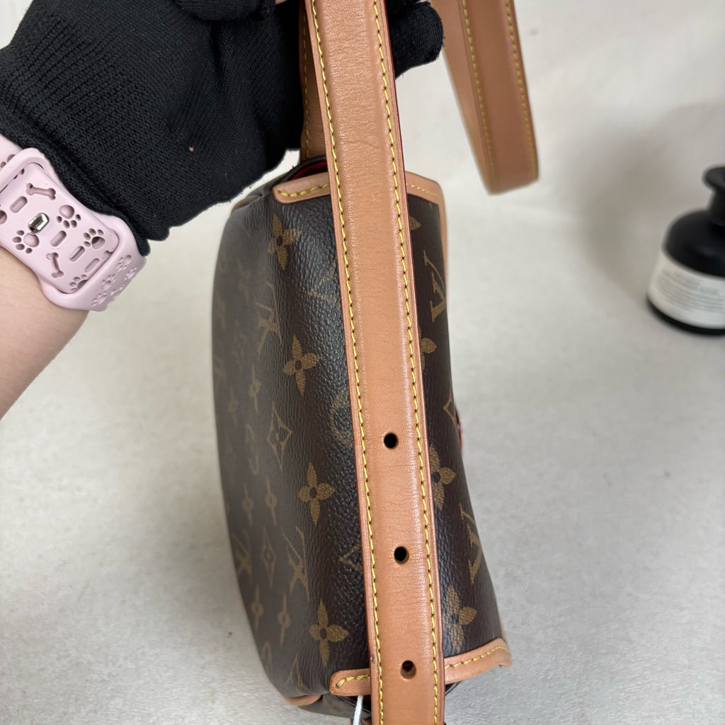 Louis Vuitton Saddle Bag