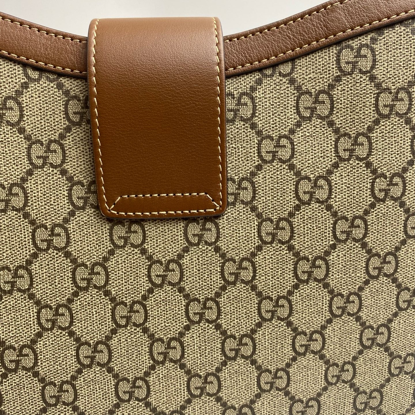 Gucci Canvas Beige Shoulder Bag