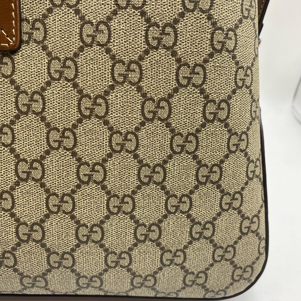 Gucci Canvas Beige Shoulder Bag