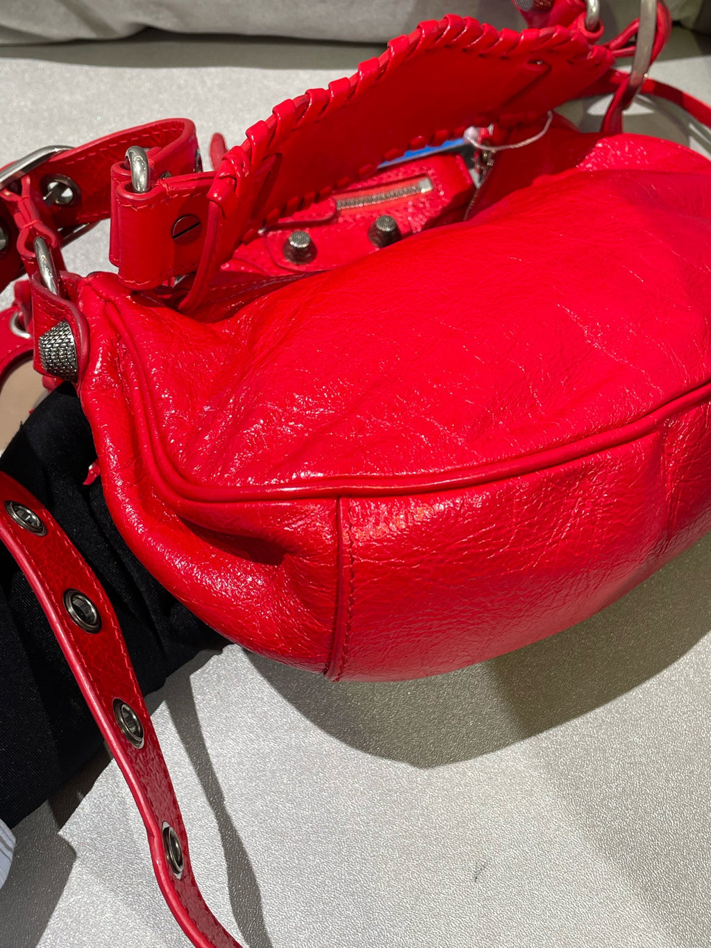 Balenciaga Red Shoulder Bag 671309-1VG9Y-6406