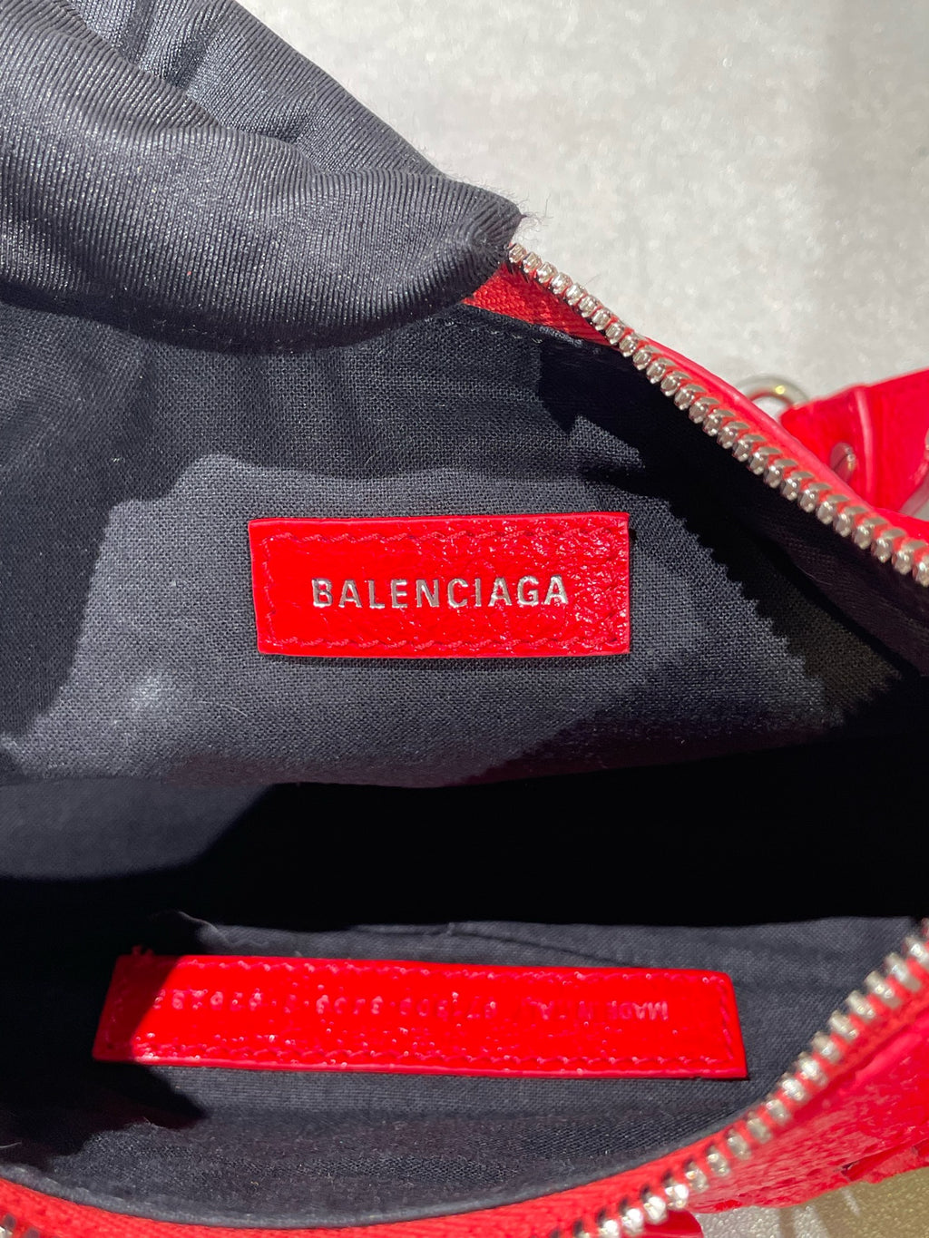 Balenciaga Red Shoulder Bag 671309-1VG9Y-6406