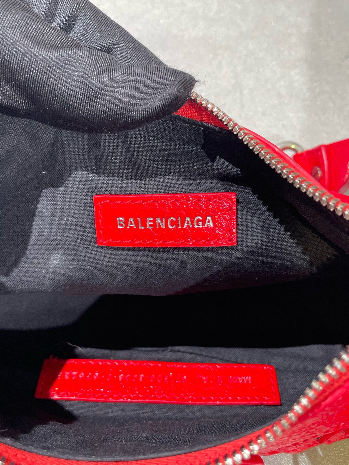 Balenciaga Red Shoulder Bag 671309-1VG9Y-6406