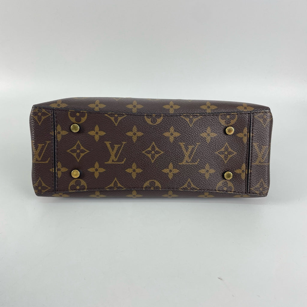Louis Vuitton Black Messenger Bag