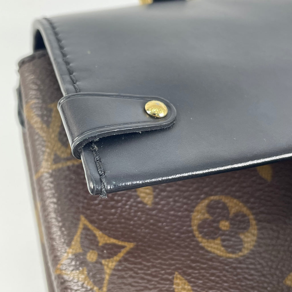 Louis Vuitton Black Messenger Bag