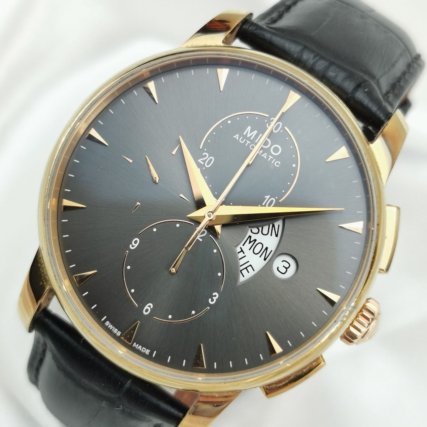 Mido Berenice Rose gold Automatic (self-winding) watch 42 millimeters M8607.3.13.42