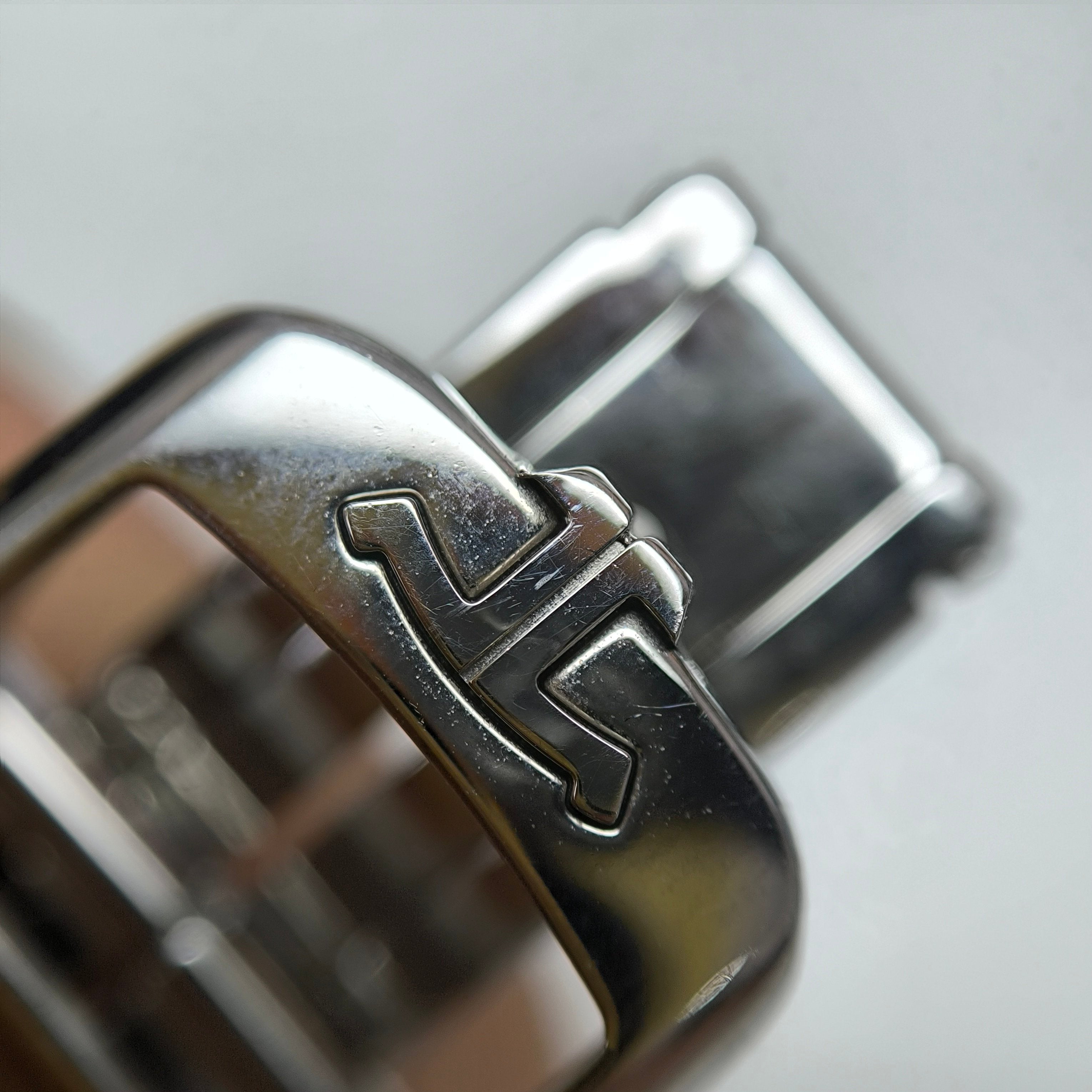 Jaeger LeCoultre Reverso One翻转系列腕表 40.1 x 20 millimeters Q3358420