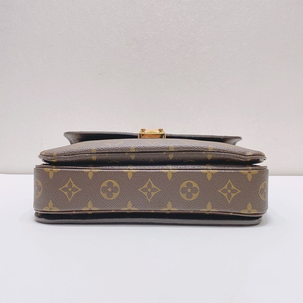 Louis Vuitton Crossbody