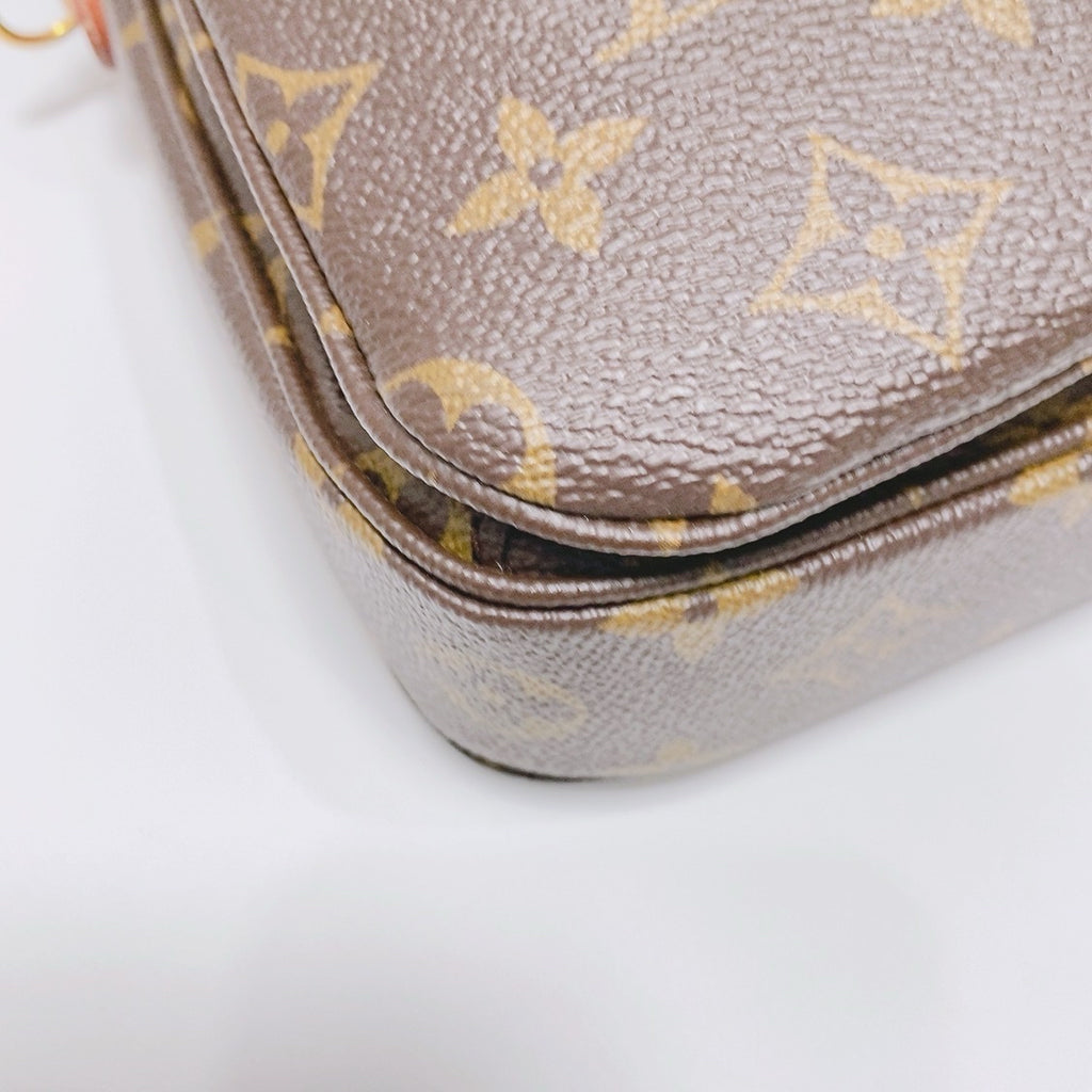 Louis Vuitton Crossbody