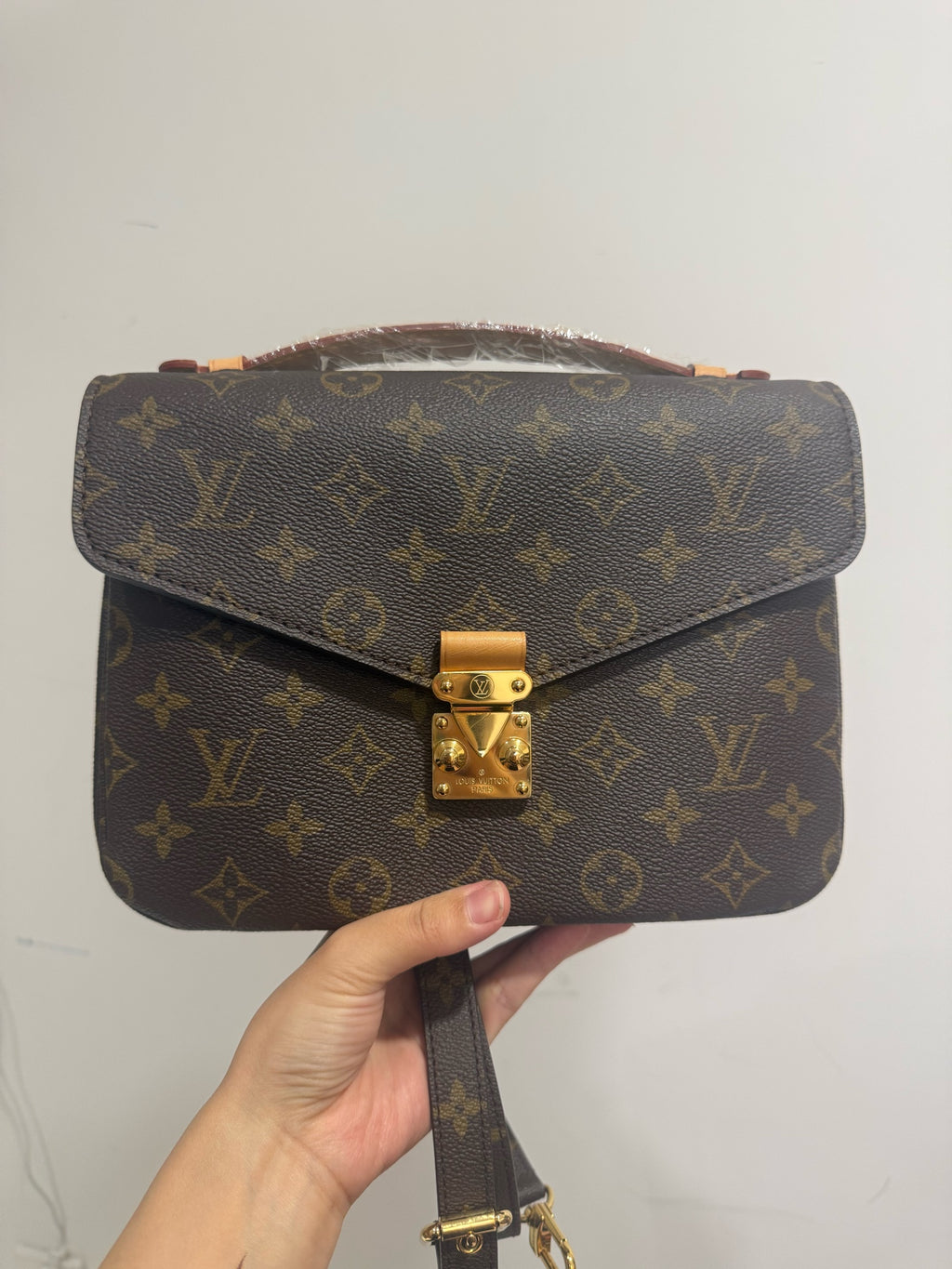 Louis Vuitton Crossbody