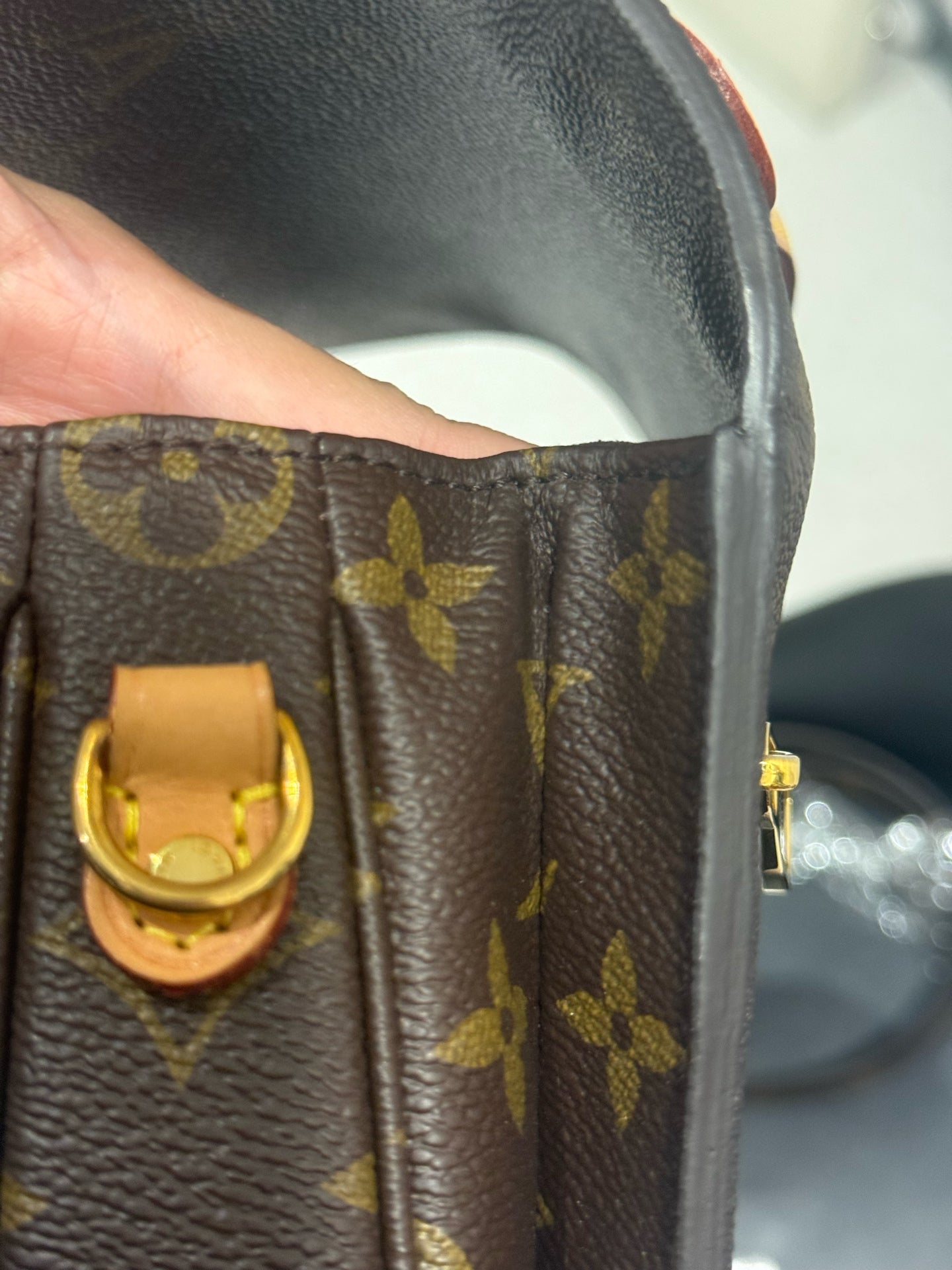 Louis Vuitton Crossbody