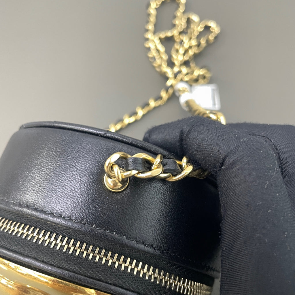 Chanel Metal Black