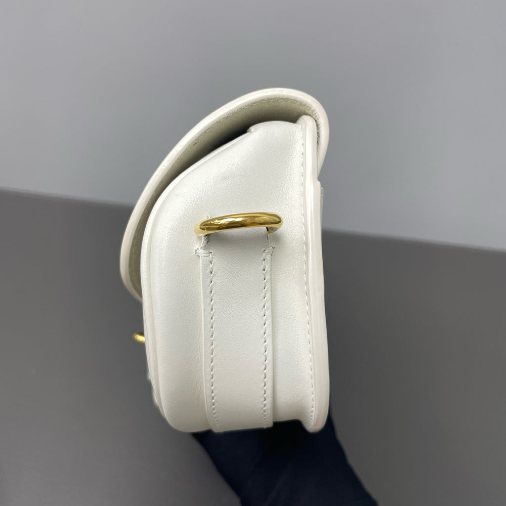 Dior White