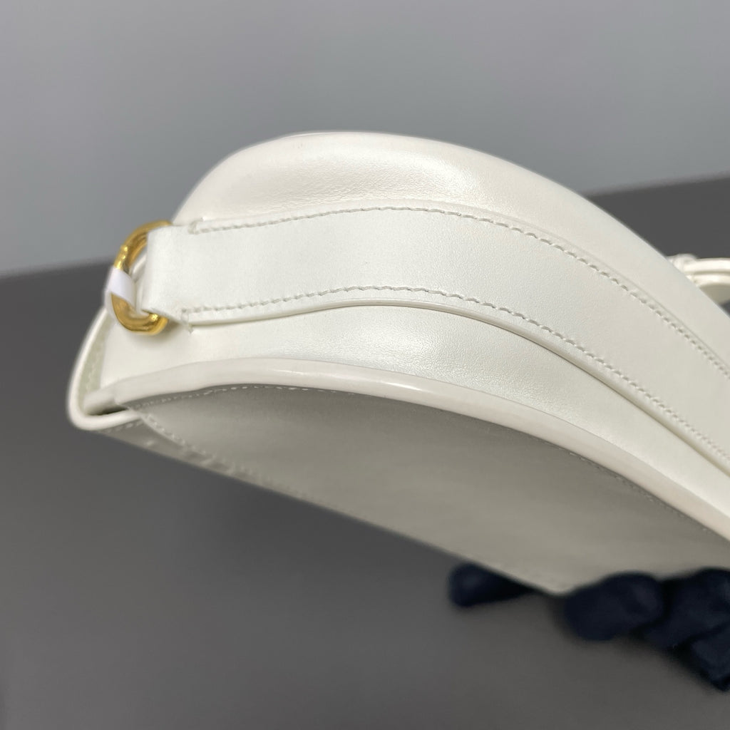 Dior White