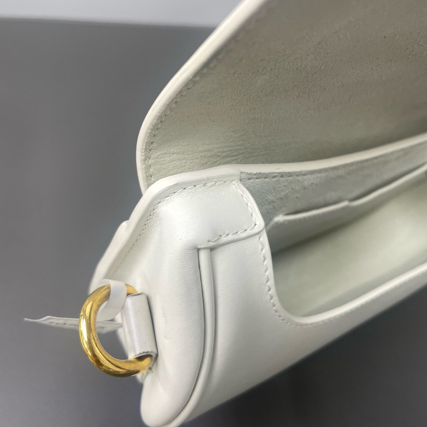 Dior White