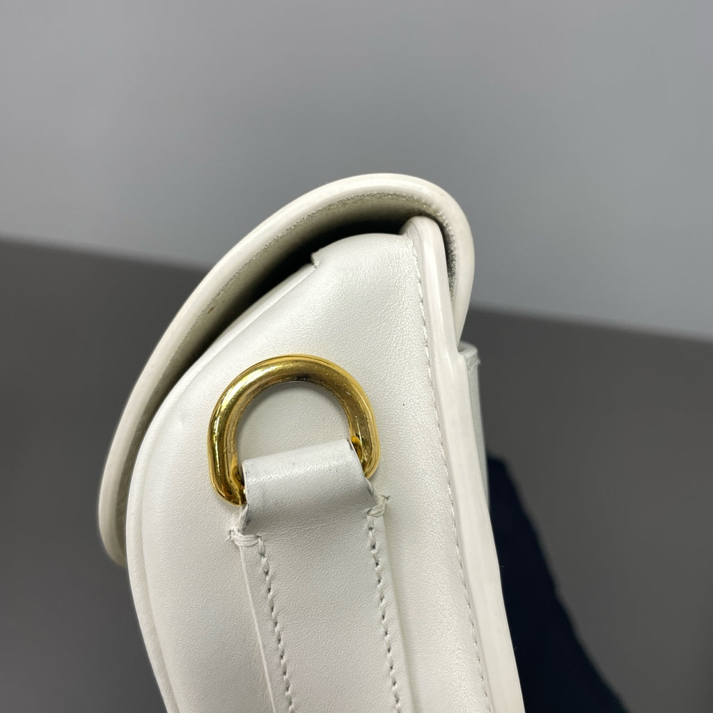 Dior White