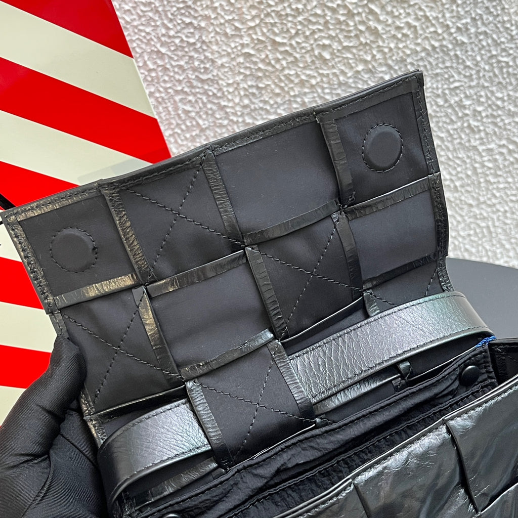 Bottega Veneta Crossbody