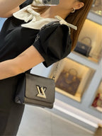 Louis Vuitton Crossbody M50332