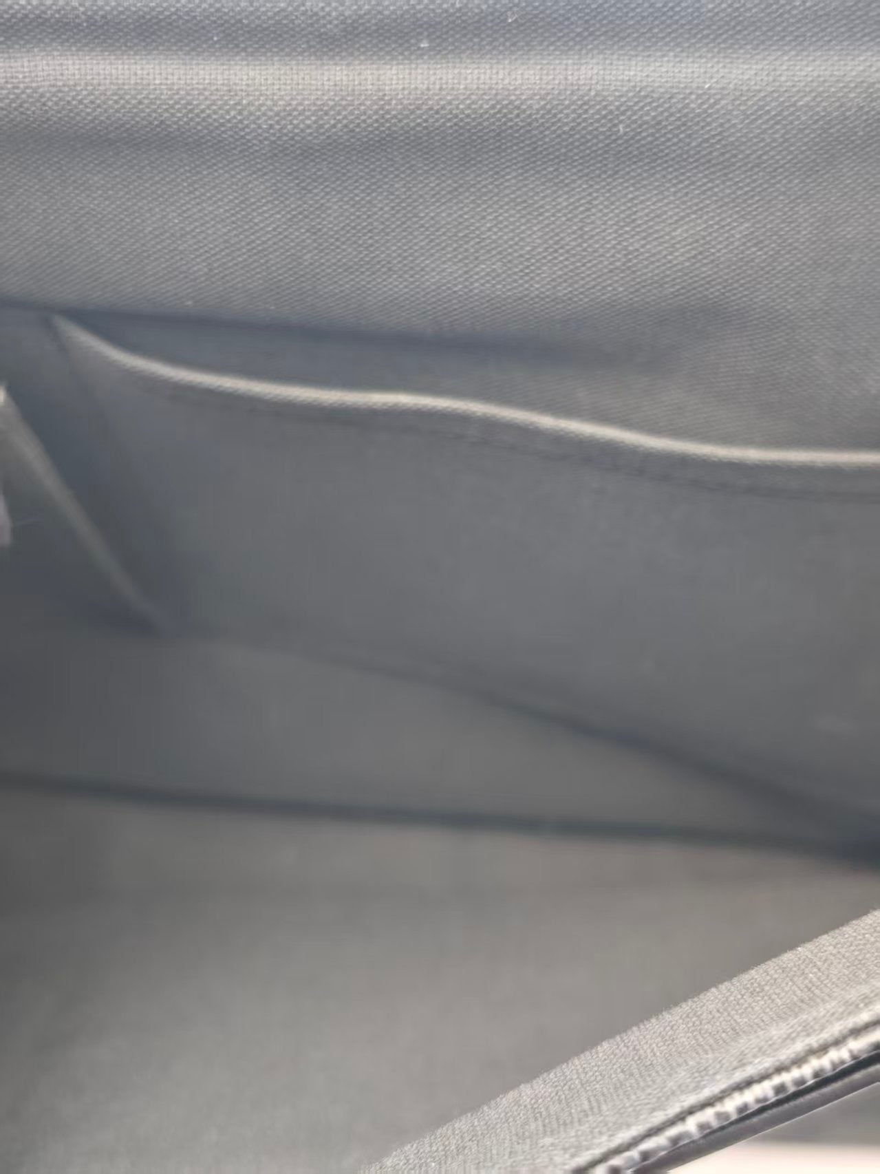 Louis Vuitton Messenger Bag