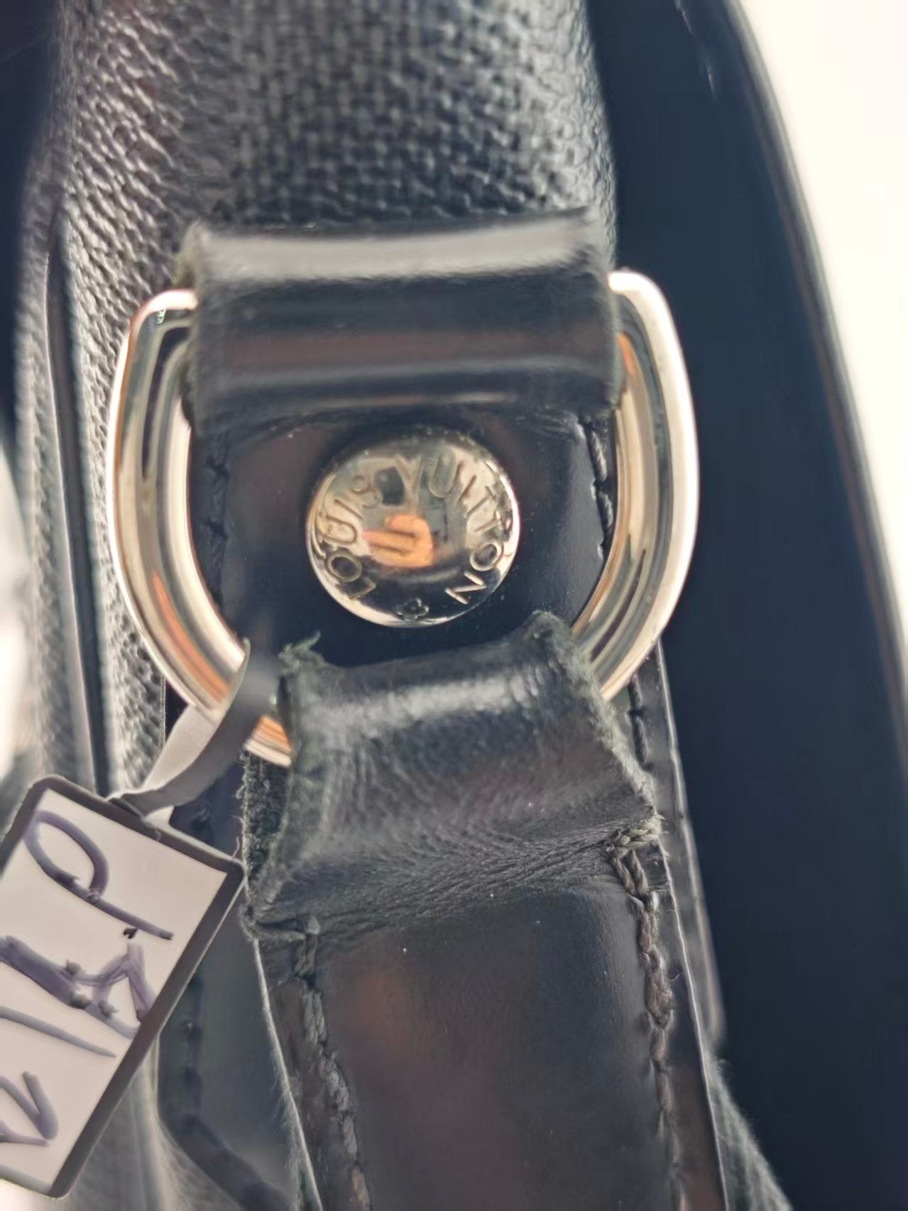 Louis Vuitton Messenger Bag