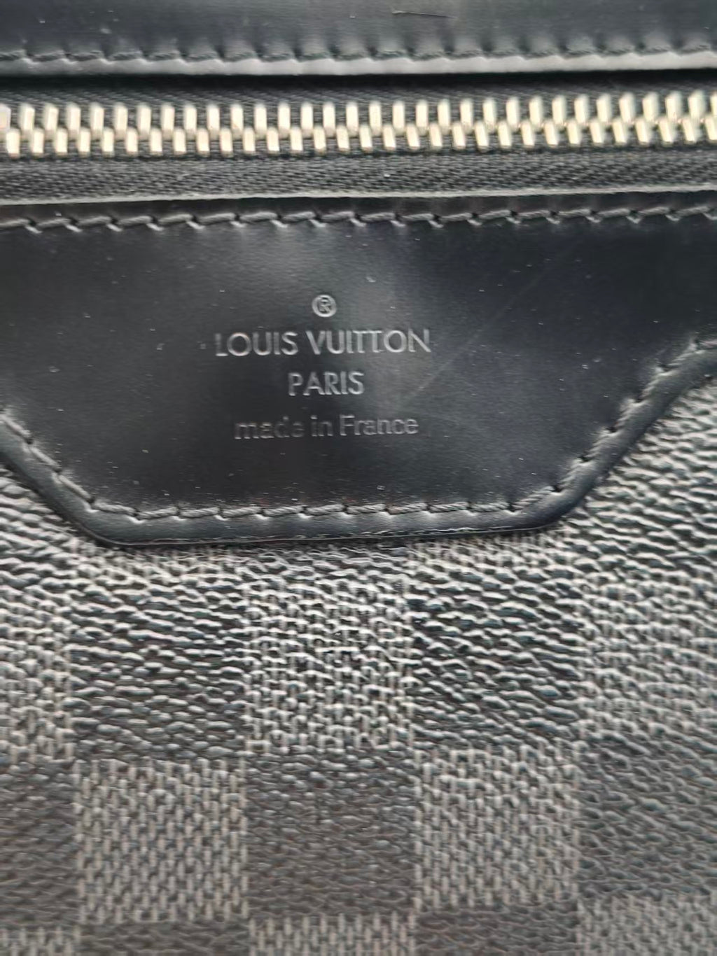 Louis Vuitton Messenger Bag