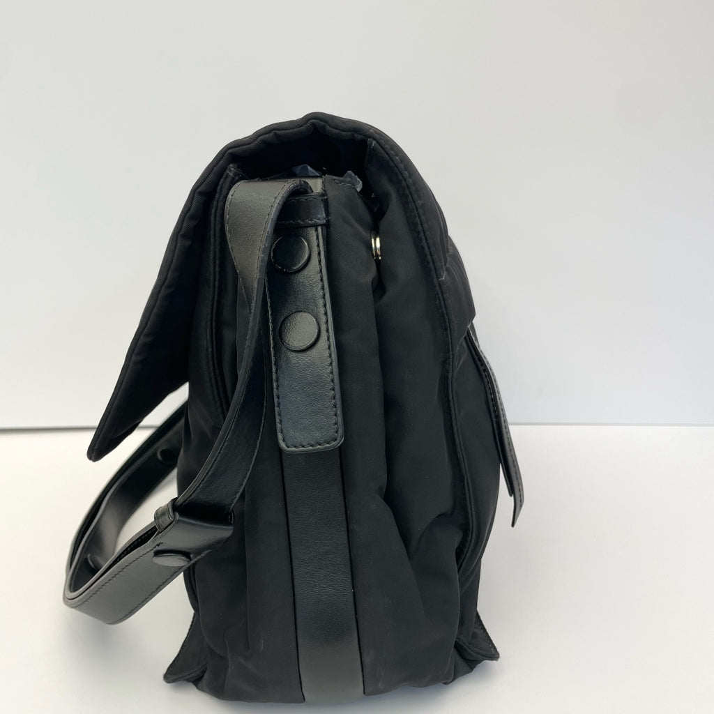 Prada Cini Large Re-Nylon Recycled Nylon Messenger Bag Cordura Messenger Bag 1BD256_RDLN_F0002_V_OOO