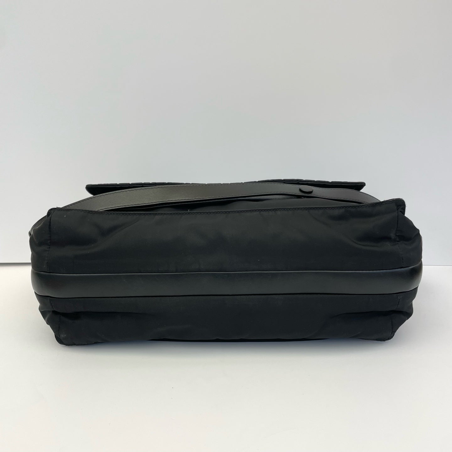 Prada Cini Large Re-Nylon Recycled Nylon Messenger Bag Cordura Messenger Bag 1BD256_RDLN_F0002_V_OOO