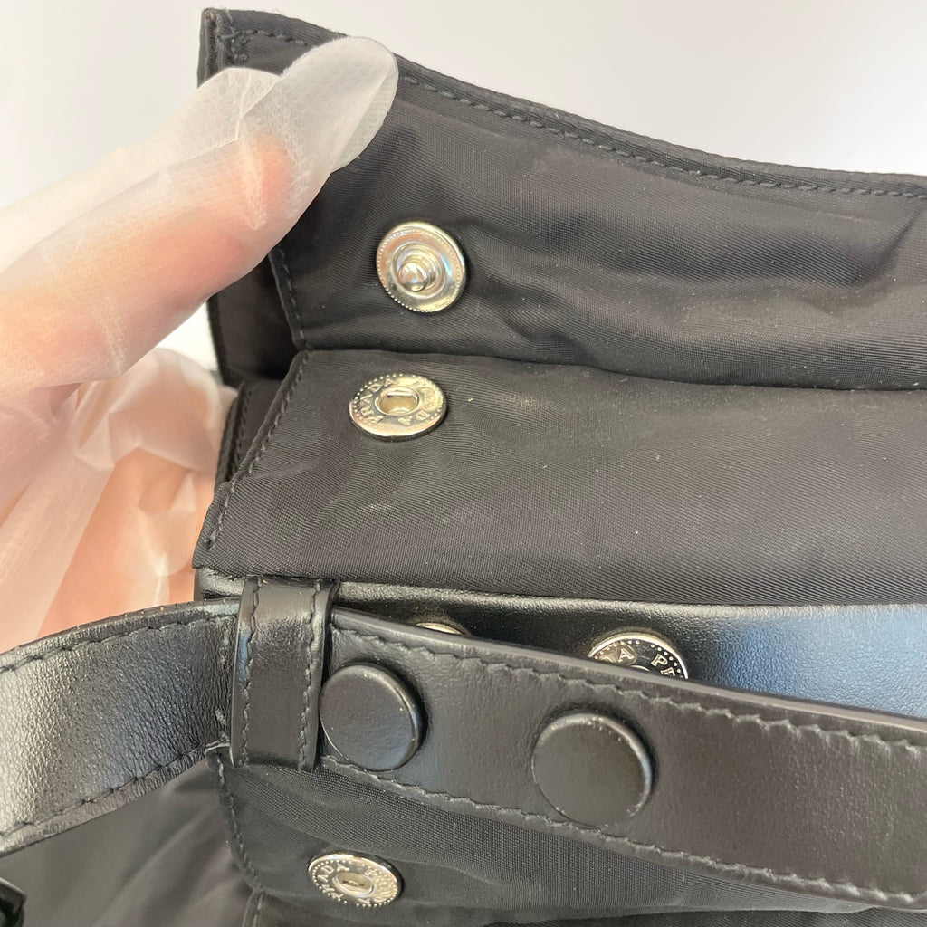 Prada Cini Large Re-Nylon Recycled Nylon Messenger Bag Cordura Messenger Bag 1BD256_RDLN_F0002_V_OOO