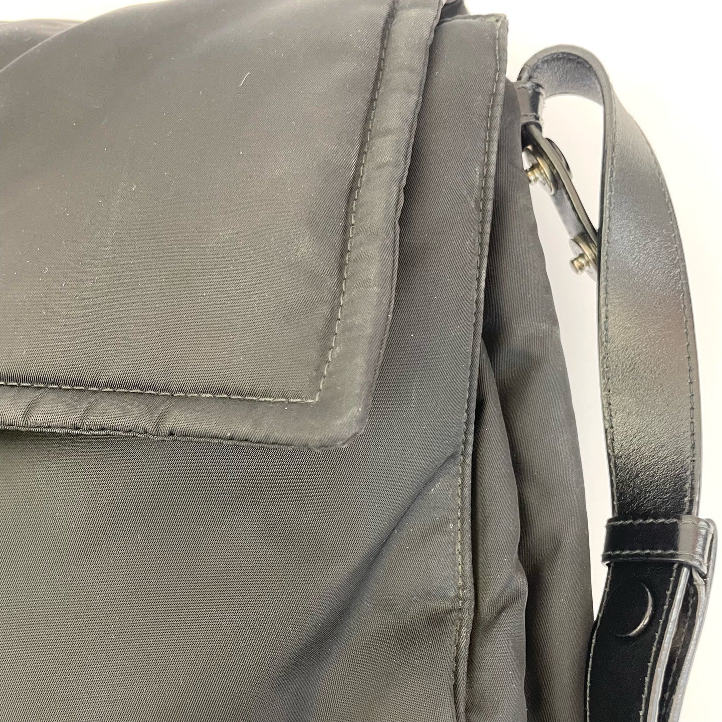 Prada Cini Large Re-Nylon Recycled Nylon Messenger Bag Cordura Messenger Bag 1BD256_RDLN_F0002_V_OOO