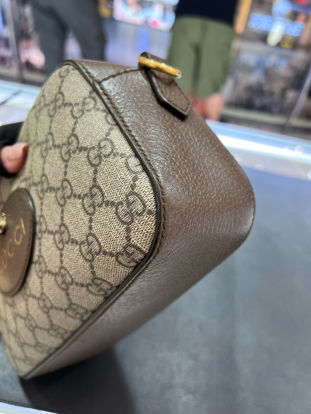 Gucci Neo Vintage GG Supreme canvas messenger bag Canvas Beige Messenger Bag 476466 K9GVT 8856