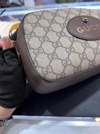 Gucci Neo Vintage GG Supreme canvas messenger bag Canvas Beige Messenger Bag 476466 K9GVT 8856