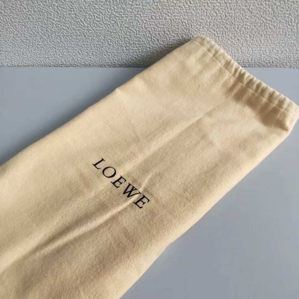 Loewe Brown
