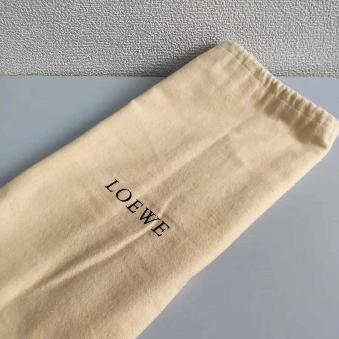 Loewe Brown