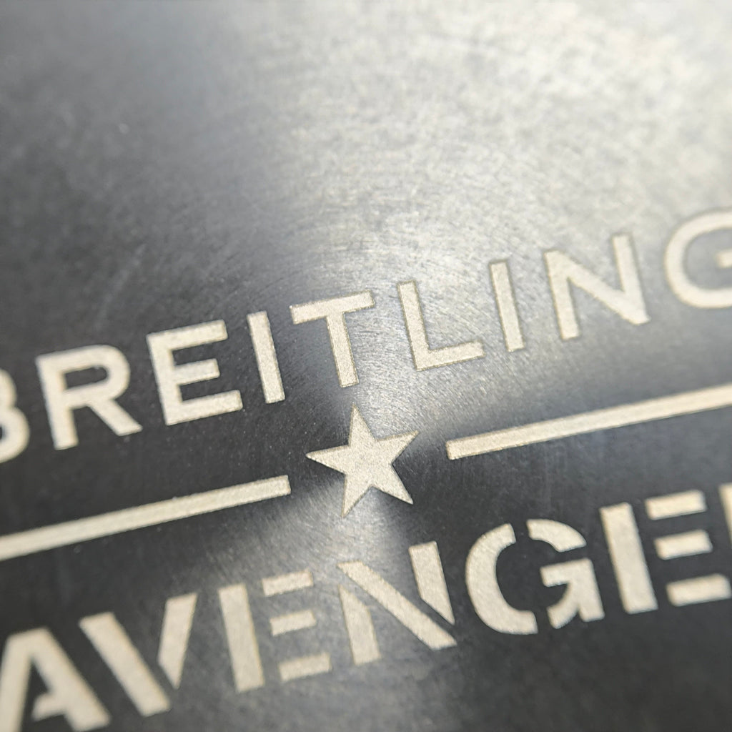 Breitling Avenger 45 millimeters V32395101B1X3