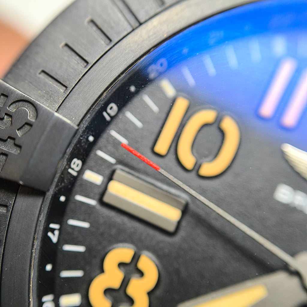 Breitling Avenger 45 millimeters V32395101B1X3