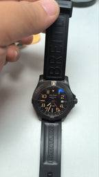 Breitling Avenger 45 millimeters V32395101B1X3