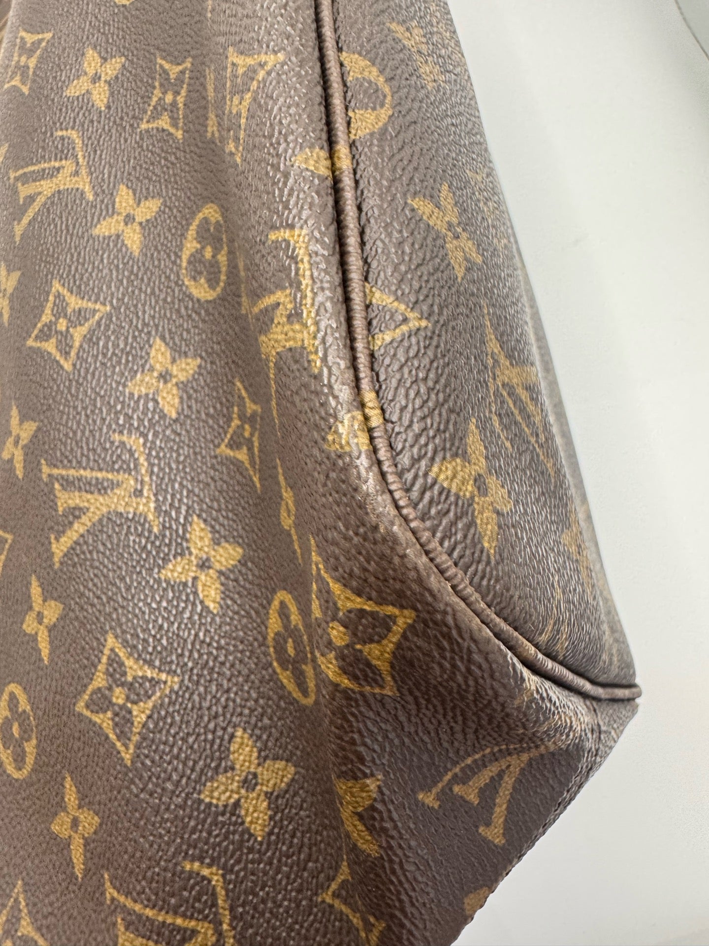 Louis Vuitton Beige