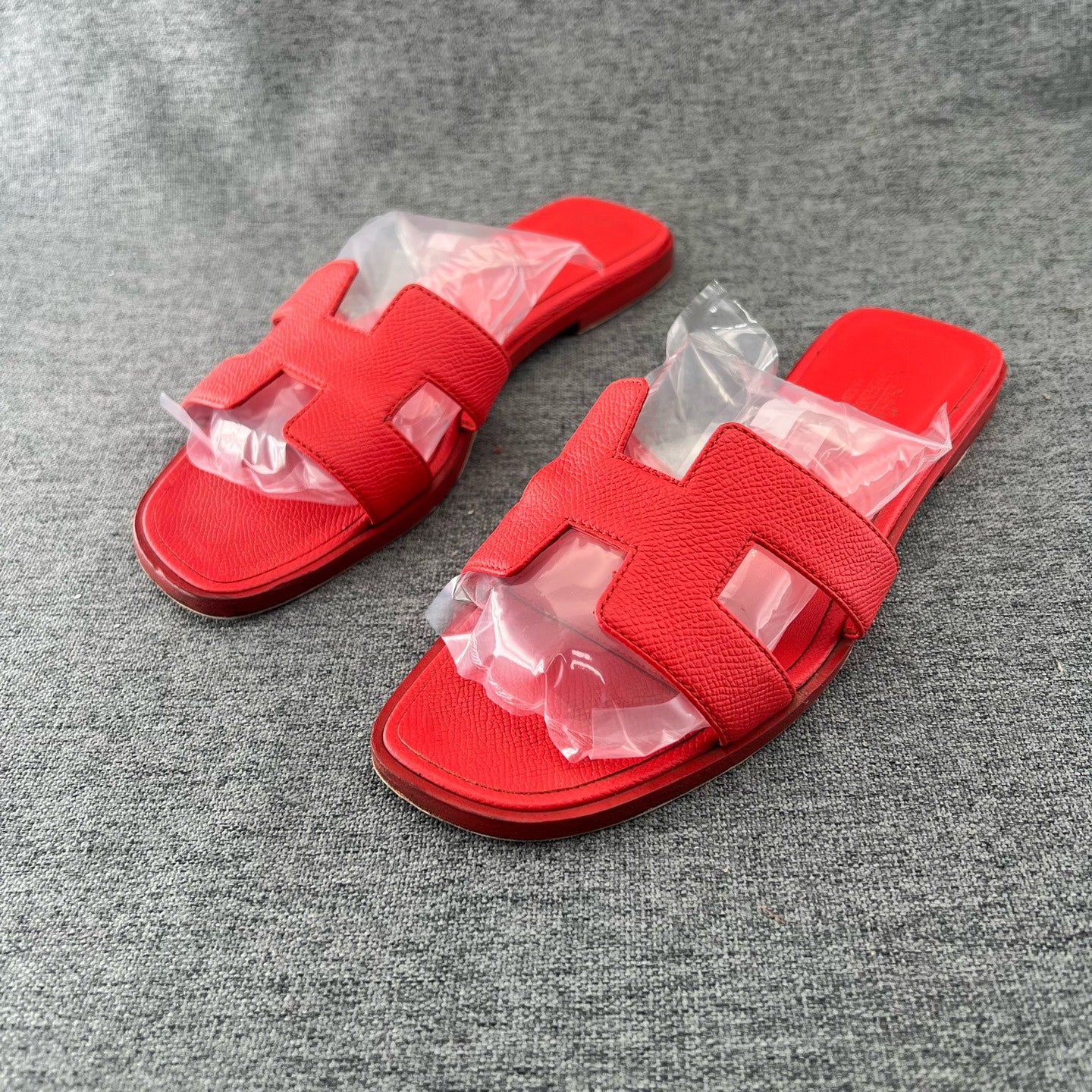Hermes Red