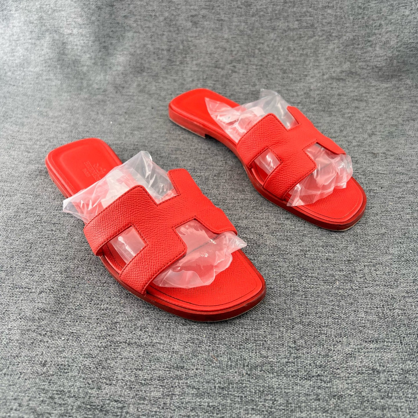 Hermes Red