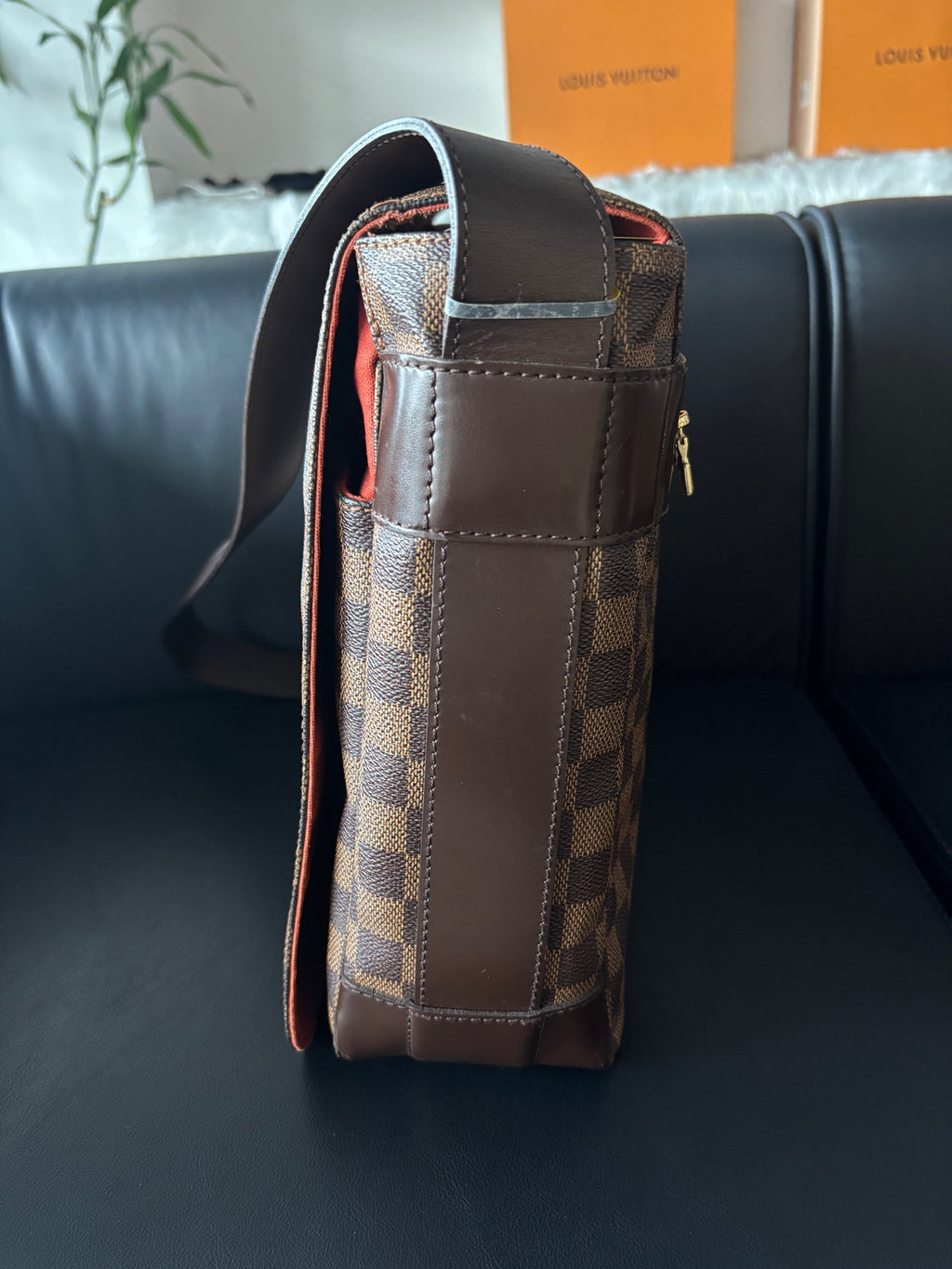Louis Vuitton Messenger Bag