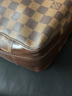 Louis Vuitton Messenger Bag