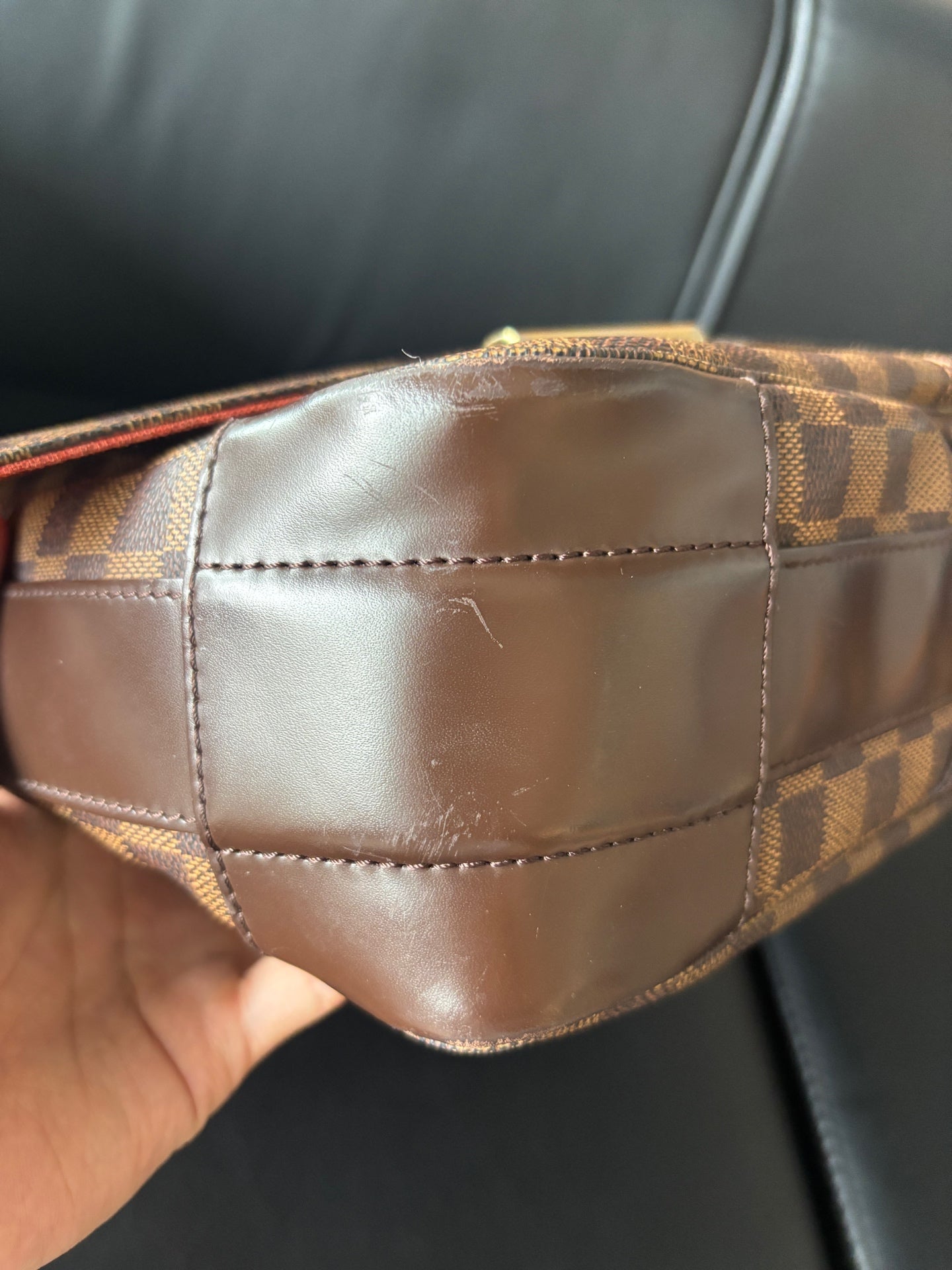 Louis Vuitton Messenger Bag