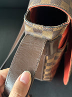 Louis Vuitton Messenger Bag