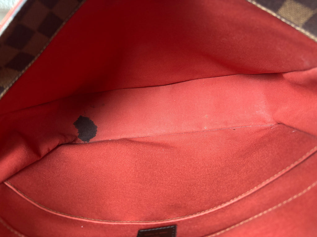 Louis Vuitton Messenger Bag