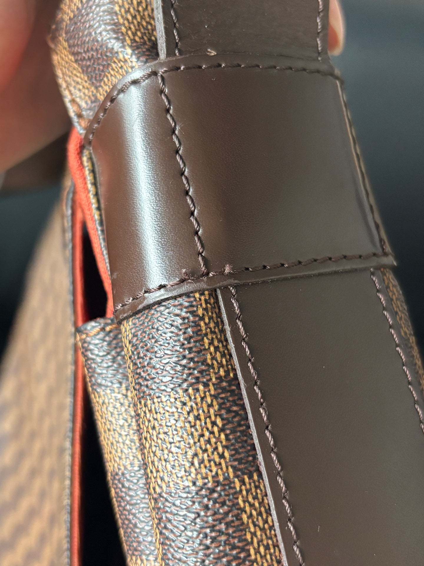 Louis Vuitton Messenger Bag