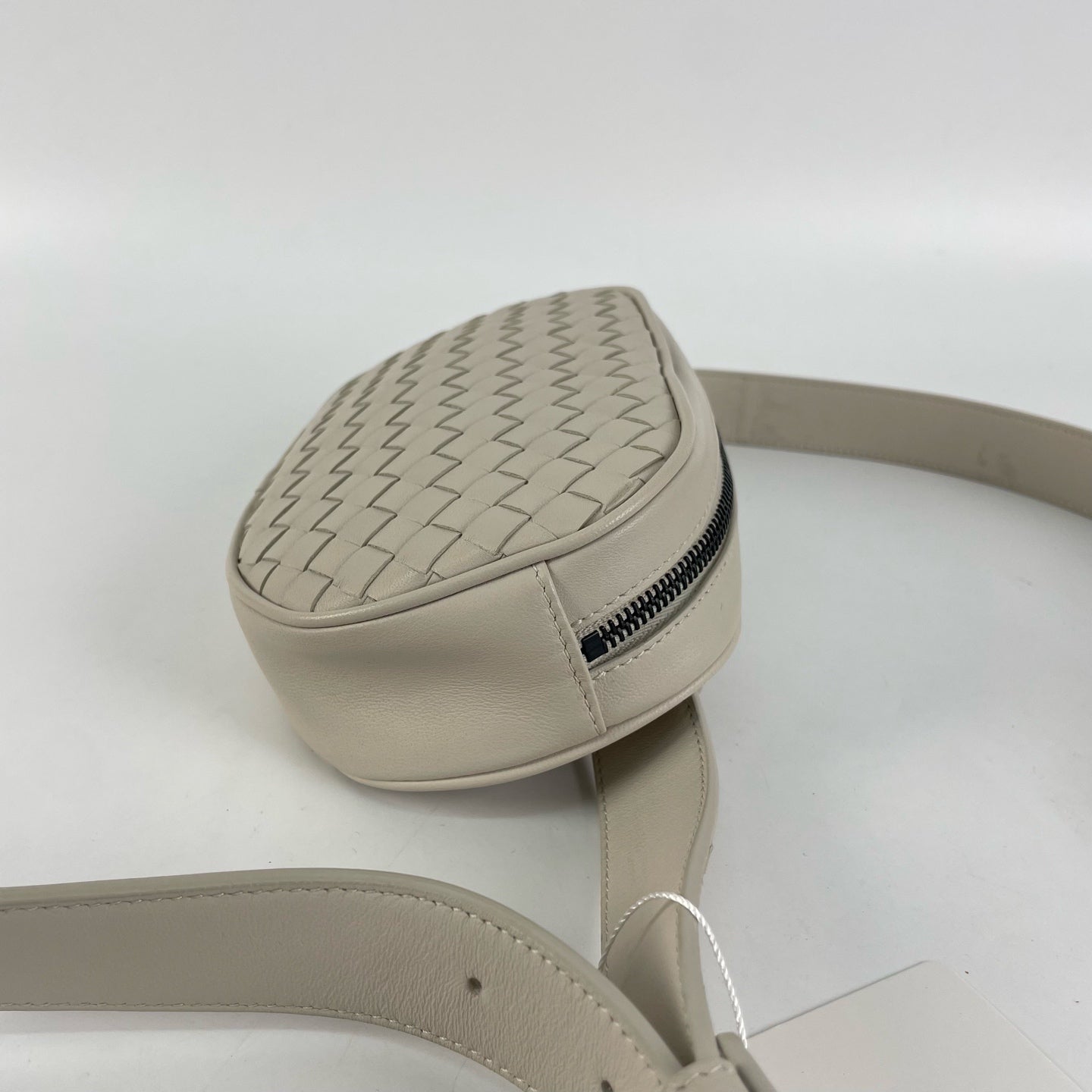 Bottega Veneta White Belt Bag & Fanny Pack