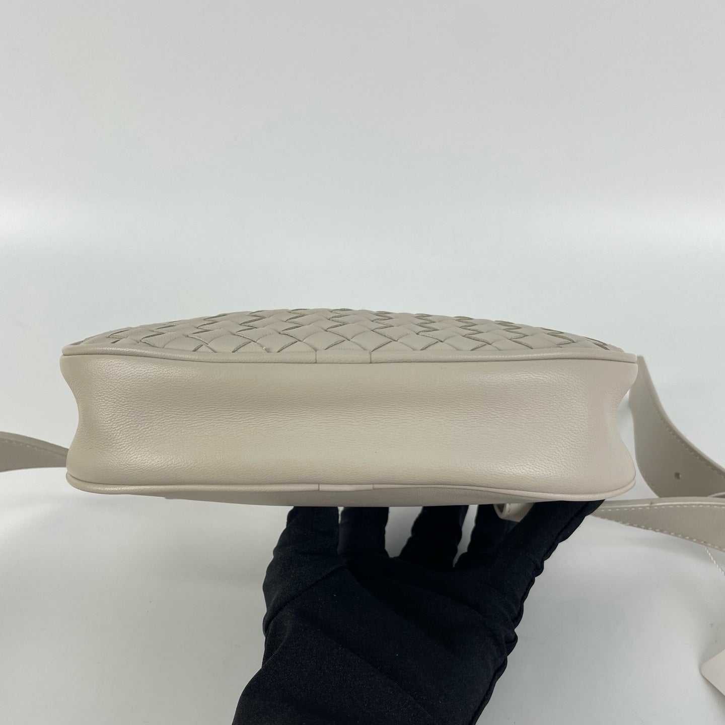 Bottega Veneta White Belt Bag & Fanny Pack