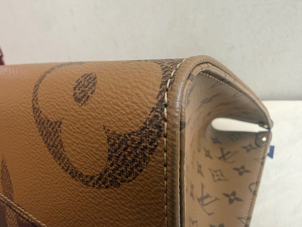 Louis Vuitton ONTHEGO Medium-Sized Handbag Canvas